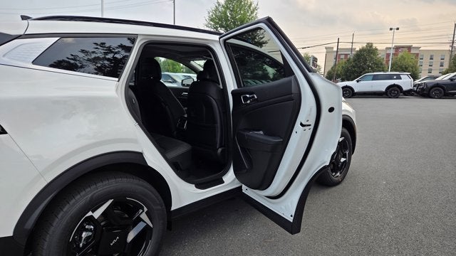 2027 Kia Sportage Hybrid EX